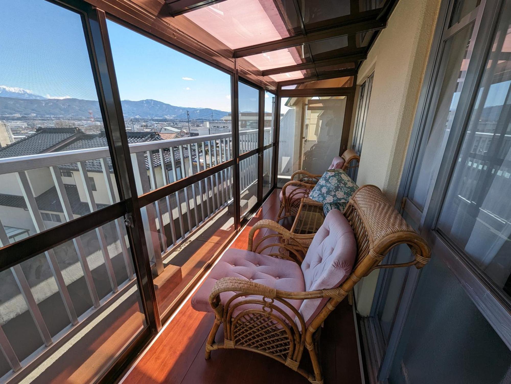 Hotel Wwj Ina Εξωτερικό φωτογραφία